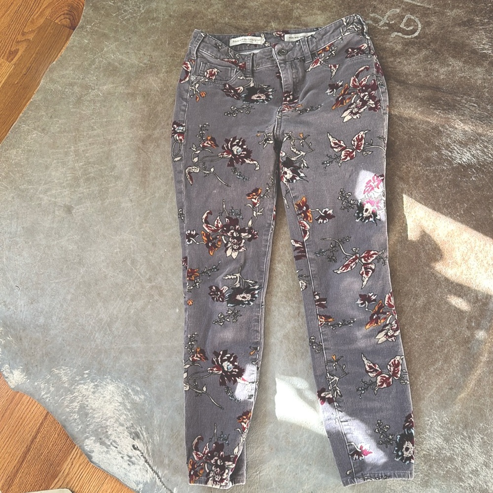 Anthropologie size 28 High-Rise Skinny Corduroys